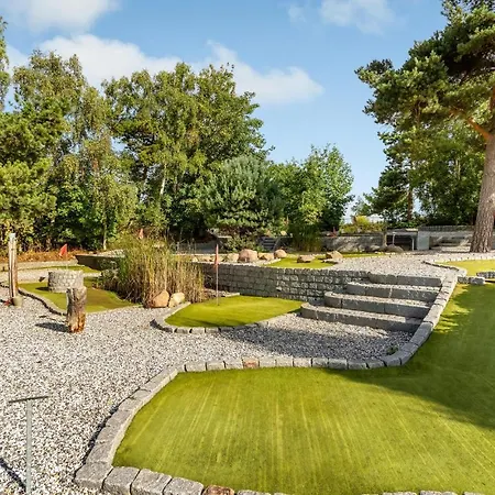 Amazing In With Kitchen Holiday home
