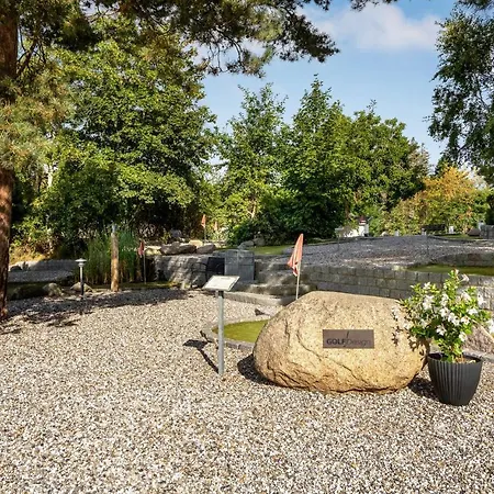 Amazing In With Kitchen Holiday home